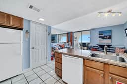 Gulf Shores Surf & Racquet 703A