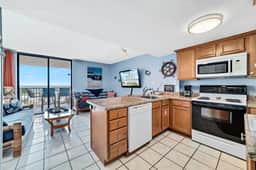 Gulf Shores Surf & Racquet 703A